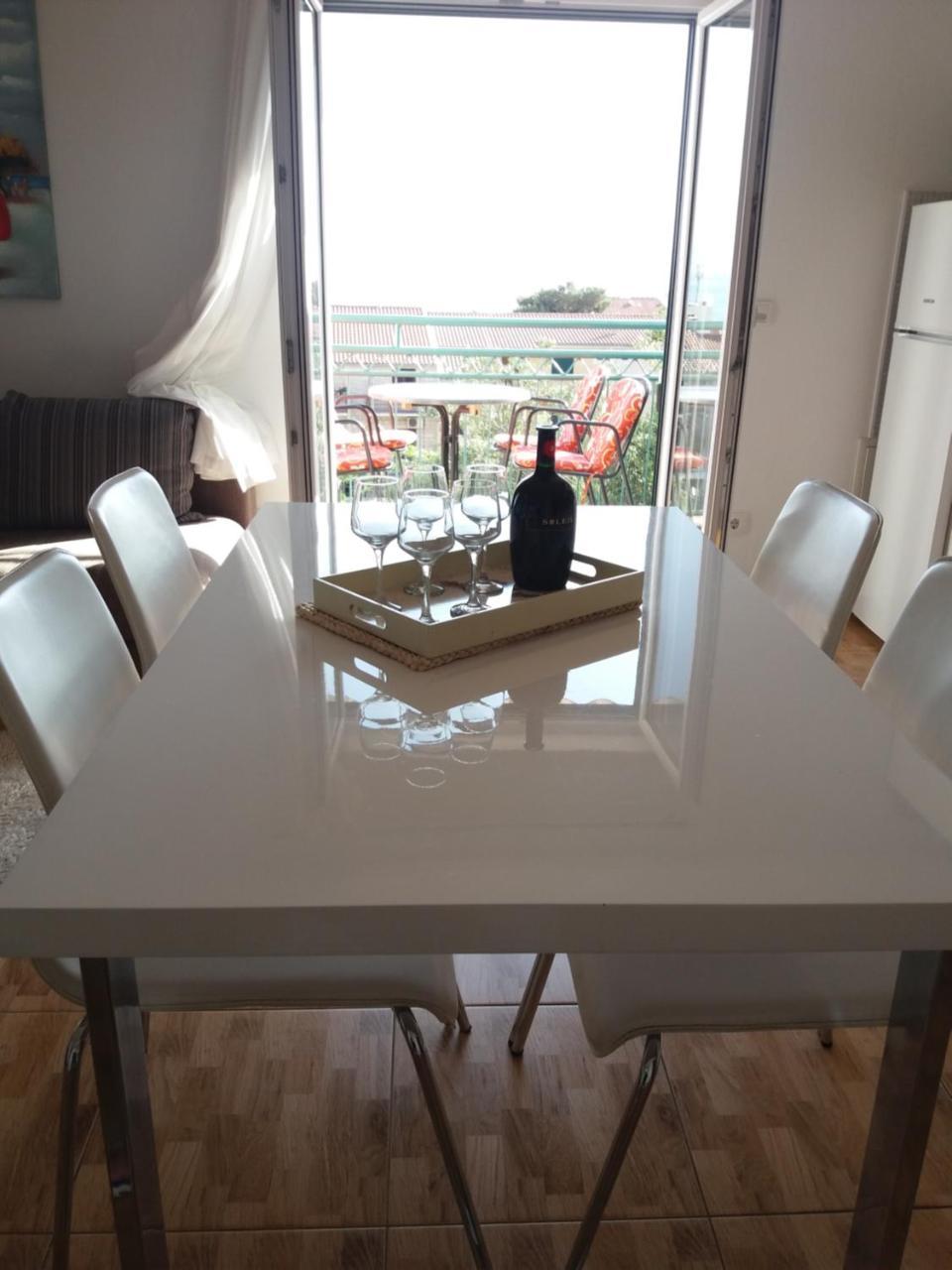 Apartma Jana *